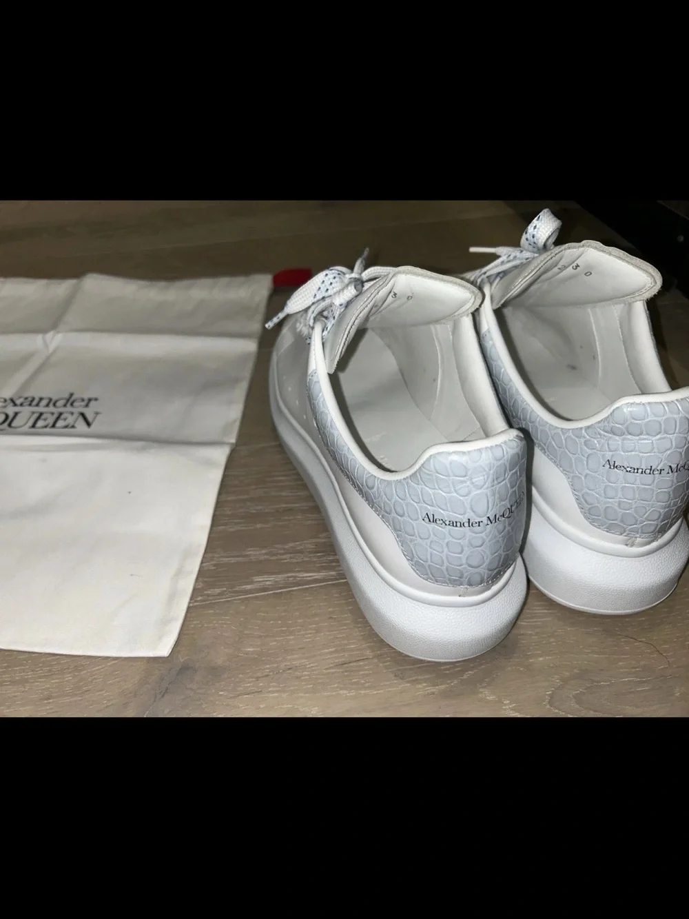 Alexander McQueen Oversized Sneakers Men 43 White Light Blue Croc Speckled Laces
